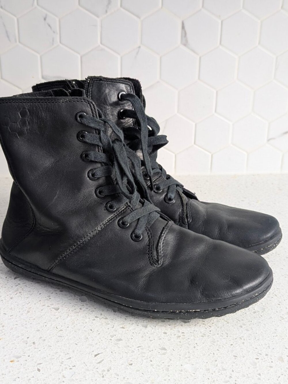 VIVOBAREFOOT Terra Plana Gobi Black Leather Boots - European 38